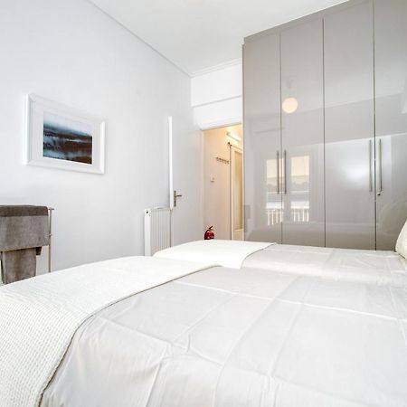 Elegant Light Two Bedroom Apartment In City Center Ateny Zewnętrze zdjęcie