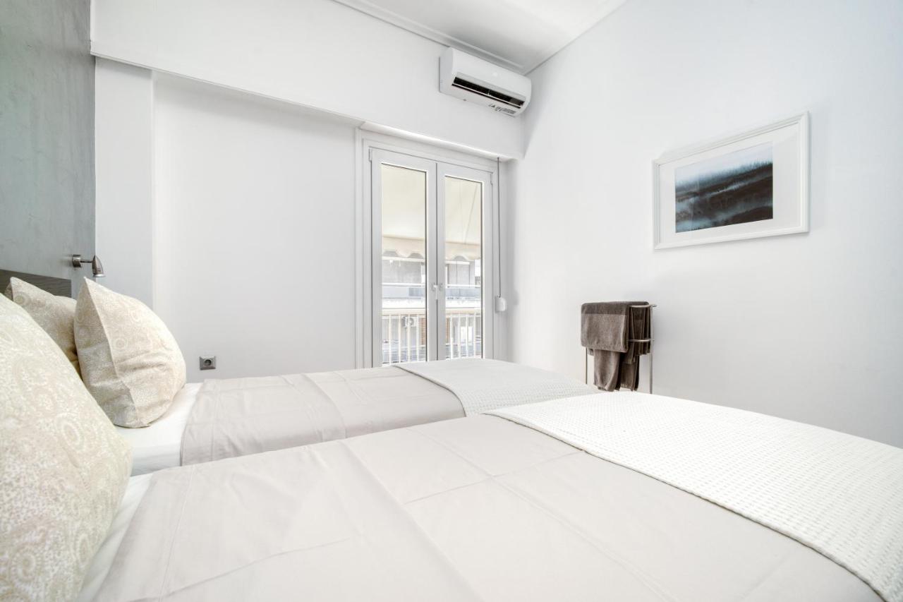Elegant Light Two Bedroom Apartment In City Center Ateny Zewnętrze zdjęcie